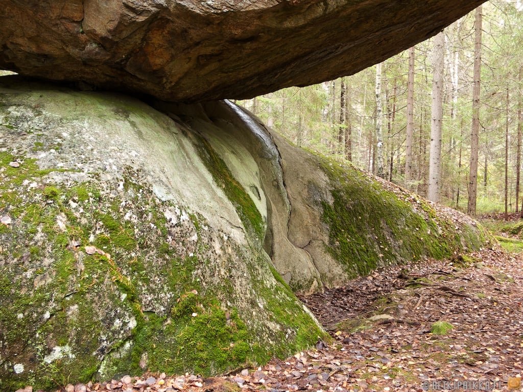 صخرة كوماكيفي في فنلندا 1